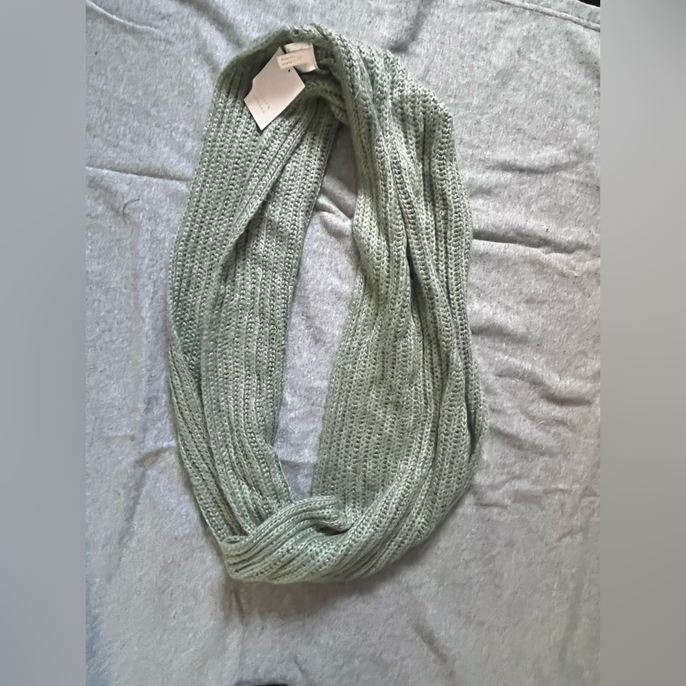 New! LC Lauren Conrad Sage Knit Infinity Scarf